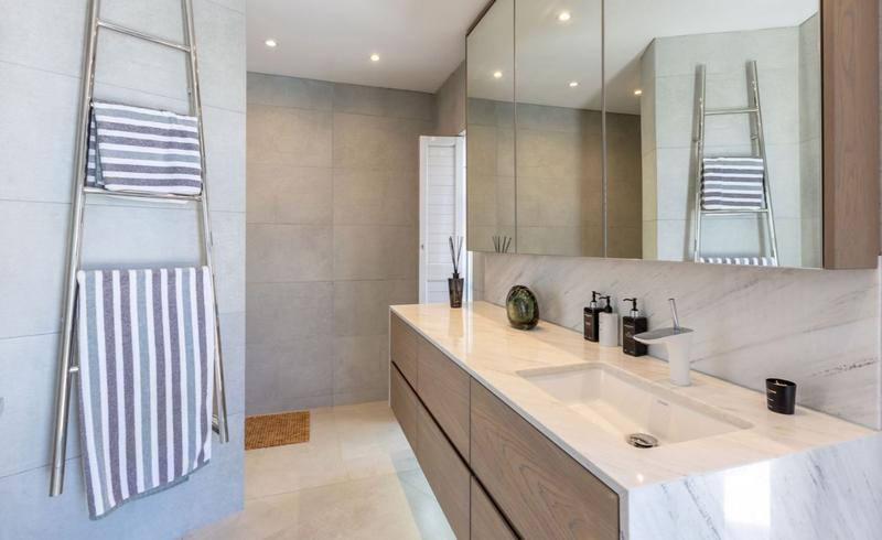 4 Bedroom Property for Sale in Llandudno Western Cape